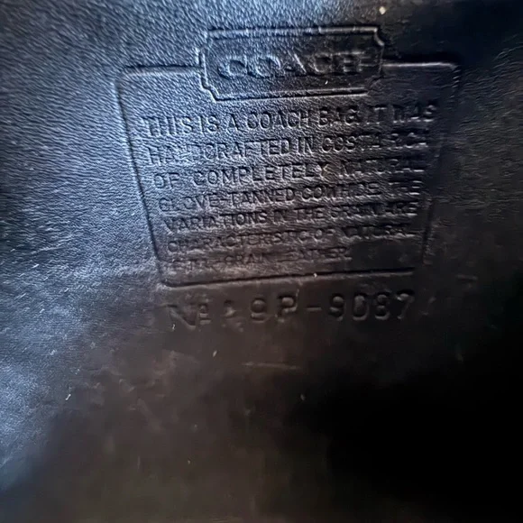 Vintage Coach Metropolis Zip Bag | 9087 | Costa Rica 1999 | Great Condition - Picture 12 of 16